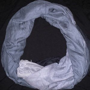 Vera Bradley grey ombré soft fringe scarf